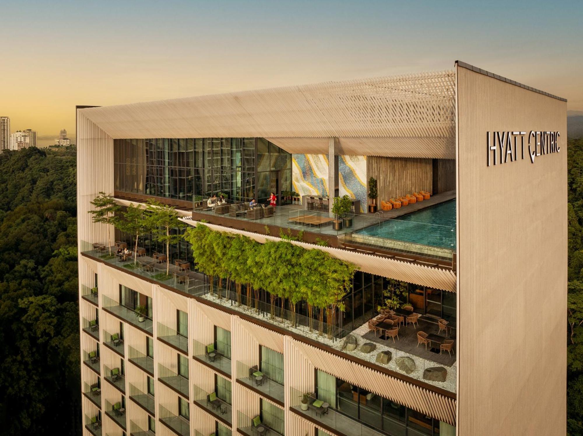 Hyatt Centric Kota Kinabalu 호텔 외부 사진