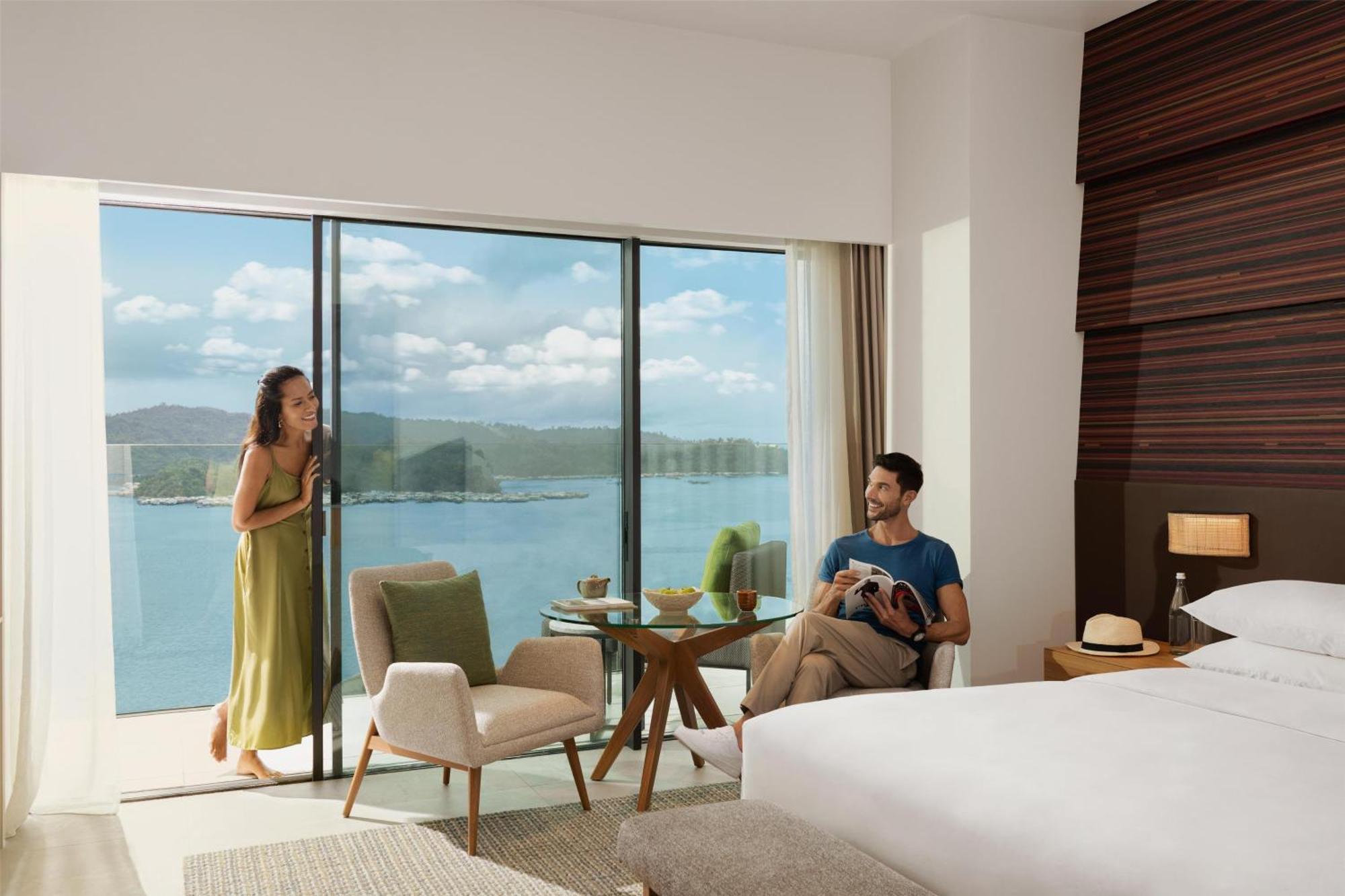 Hyatt Centric Kota Kinabalu 호텔 외부 사진