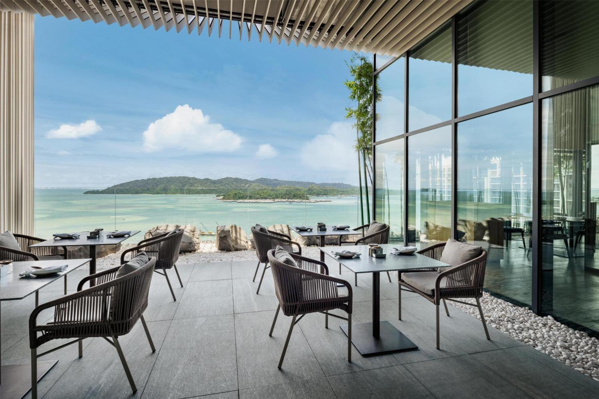 Hyatt Centric Kota Kinabalu 호텔 외부 사진